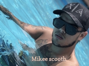 Mikee_scooth