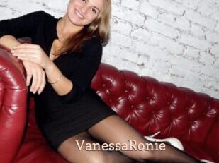 VanessaRonie
